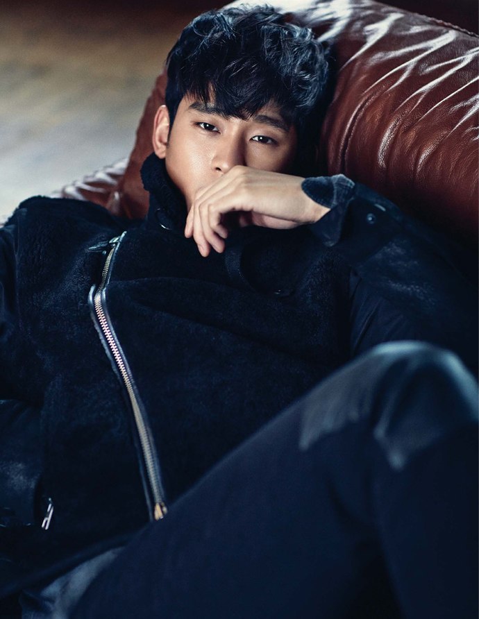 Kim Soo Hyun releases additional photos from 