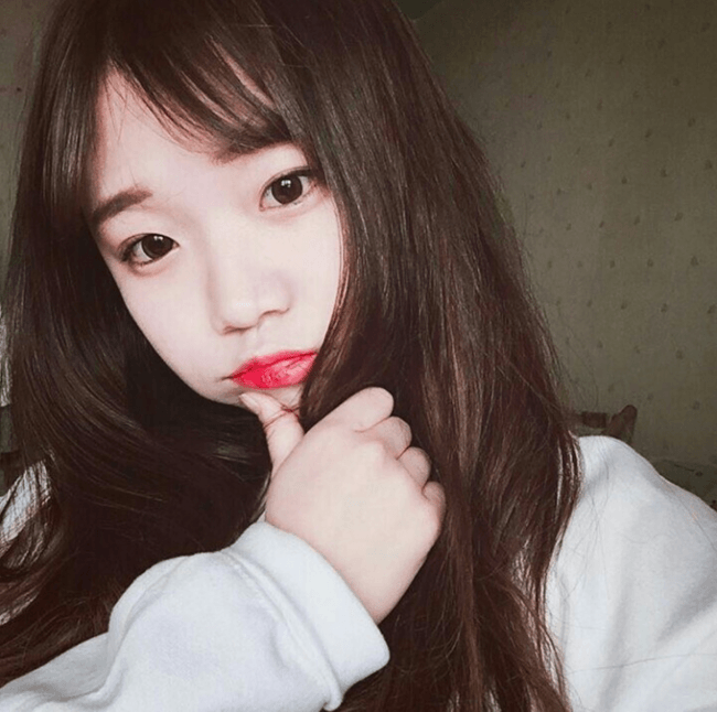 This Korean Girl's Pretty Face Made Her A Facebook STAR - But Is It All ...