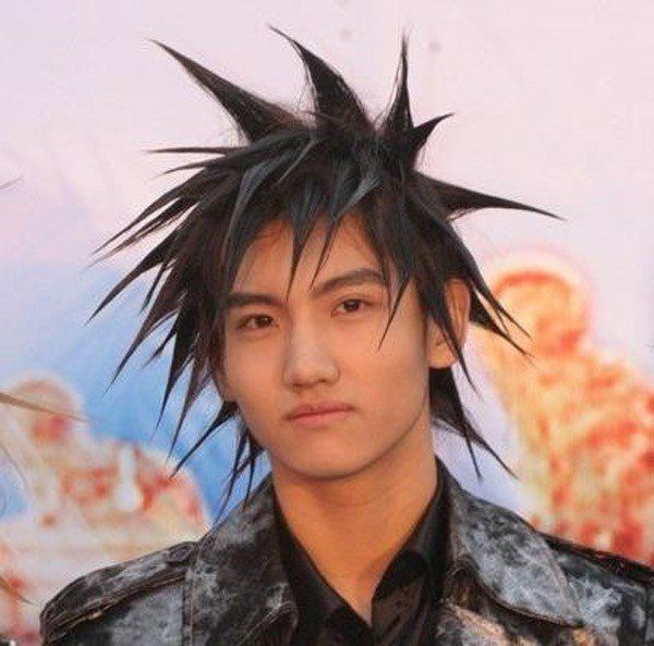 This was the most popular male K-pop hairstyle 10 years 