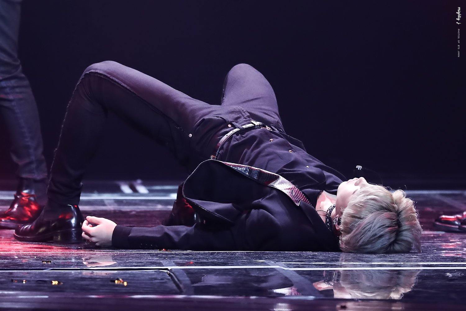 These 7 Photos Prove How Amazing Jimin Is At Dancing Koreaboo
