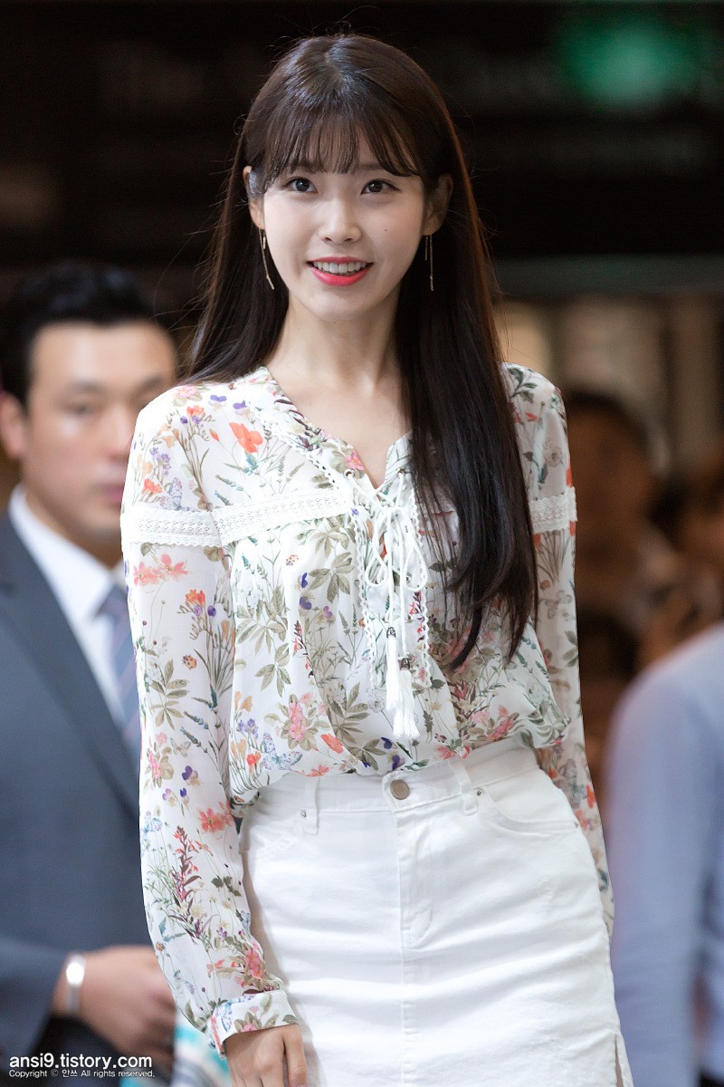 8 Times IU Changed Her Hairstyle Completely - Koreaboo