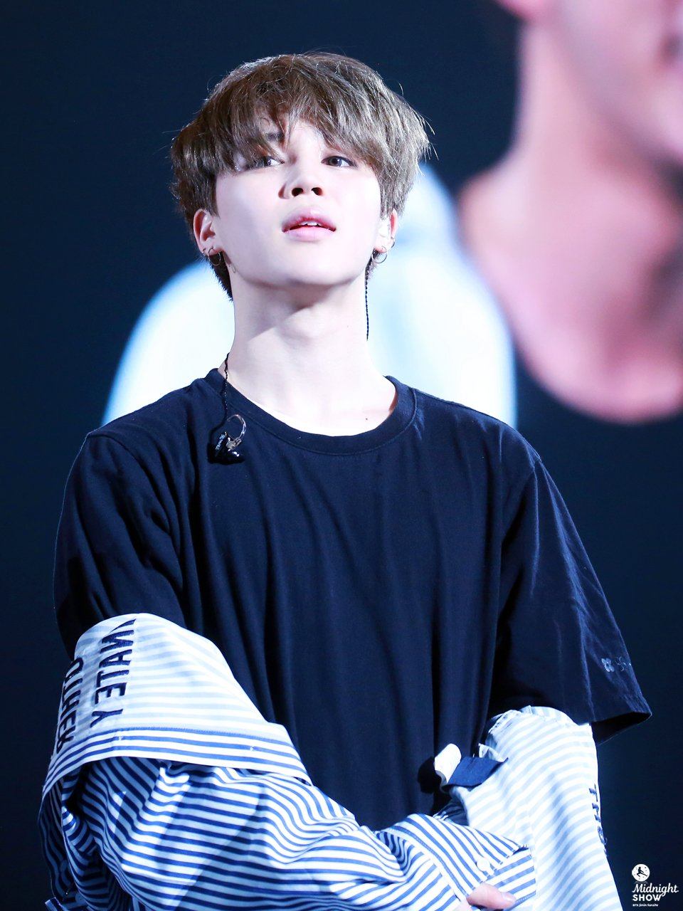 Jimin just changed his hair to a dark, attractive color - Koreaboo