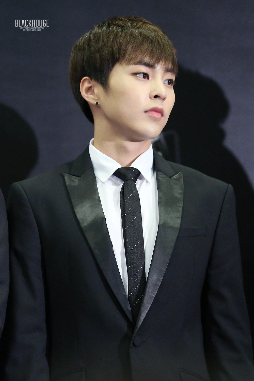 EXO's Xiumin has gone from cute to studly in just 5 years - Koreaboo