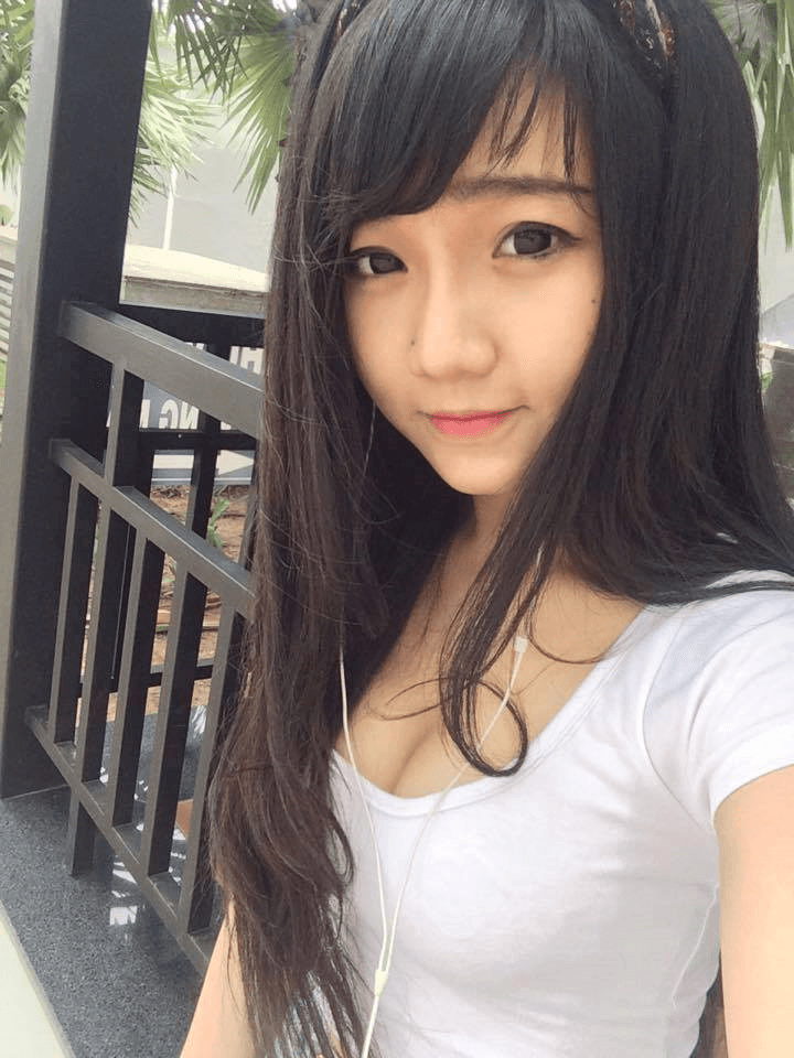 20 Hottest Vietnamese Women - View Sexy Pictures and Bios