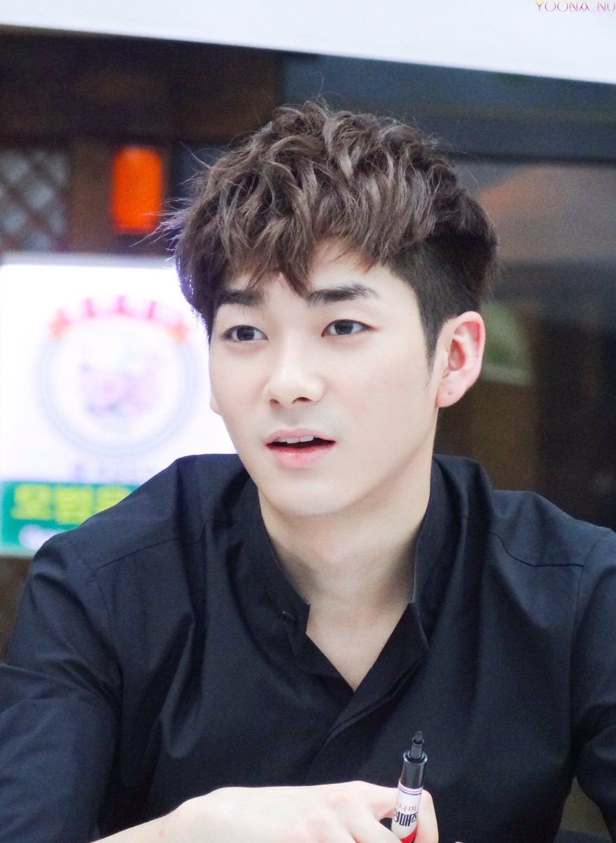 NU'EST Aron Actually Looks Like All The Members Combined - Koreaboo
