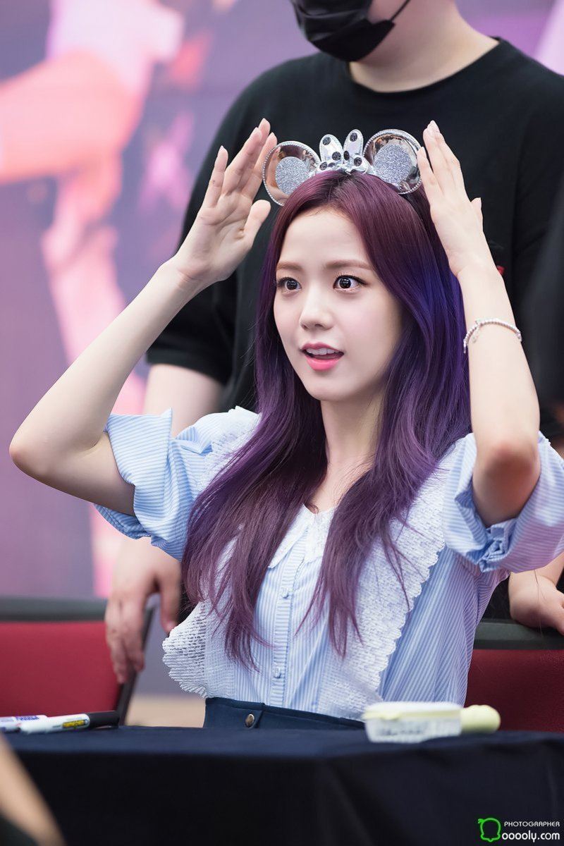 7 Photos Blackpink Jisoos Enchanting Purple Hair Will Put Spell