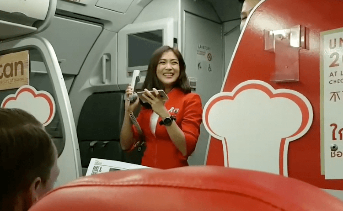 Thai Flight Attendant That Is Ha Ji Won's Doppëlganger