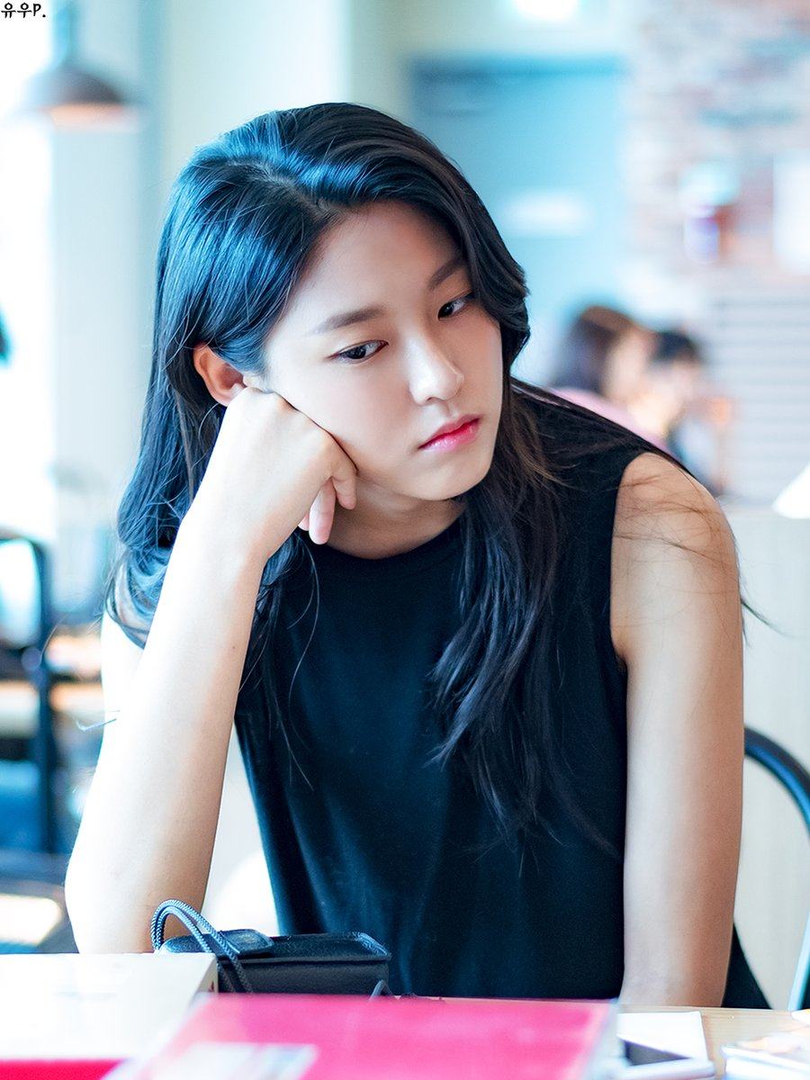 Seolhyun Is Back On A Diet After Revealing Shes Gained Some Weight